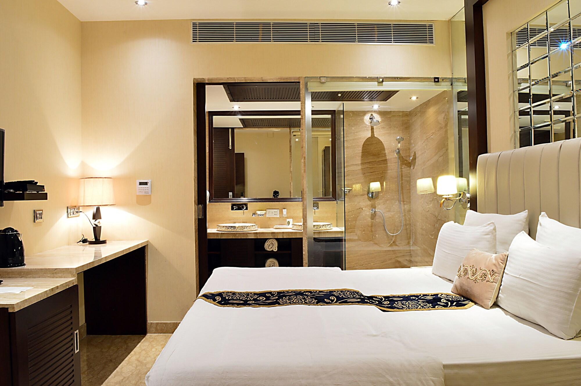 โฮเต็ล เอ็มเพอร์เรอร์ ปาล์มส์ Hotel นิวเดลี ภายนอก รูปภาพ