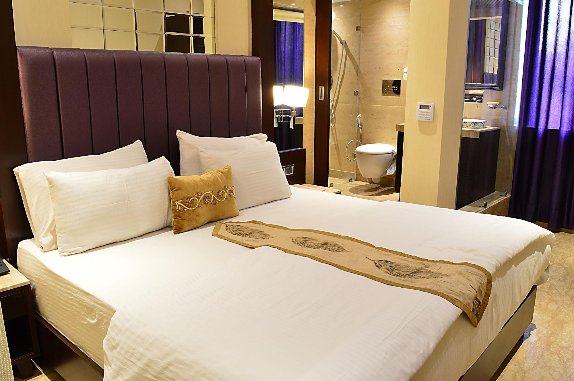 โฮเต็ล เอ็มเพอร์เรอร์ ปาล์มส์ Hotel นิวเดลี ภายนอก รูปภาพ