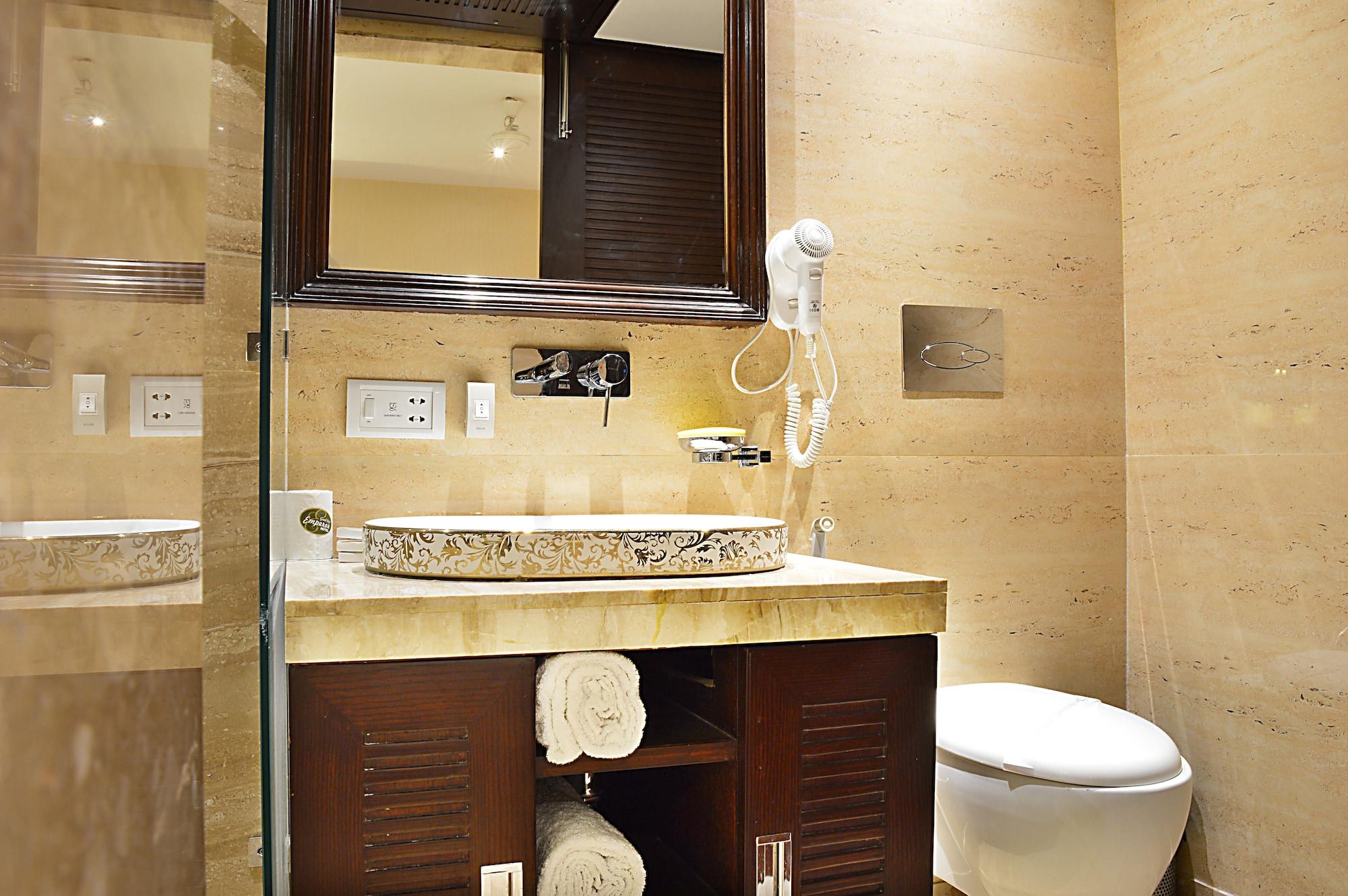 โฮเต็ล เอ็มเพอร์เรอร์ ปาล์มส์ Hotel นิวเดลี ภายนอก รูปภาพ