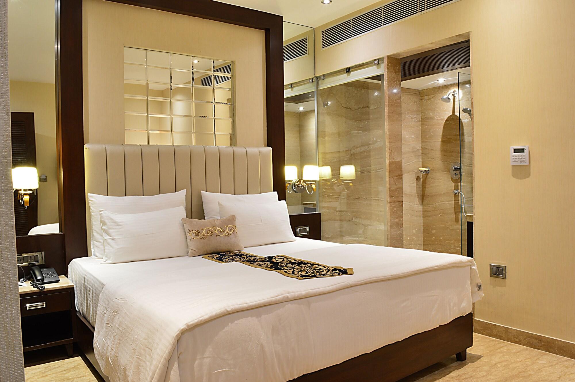 โฮเต็ล เอ็มเพอร์เรอร์ ปาล์มส์ Hotel นิวเดลี ภายนอก รูปภาพ