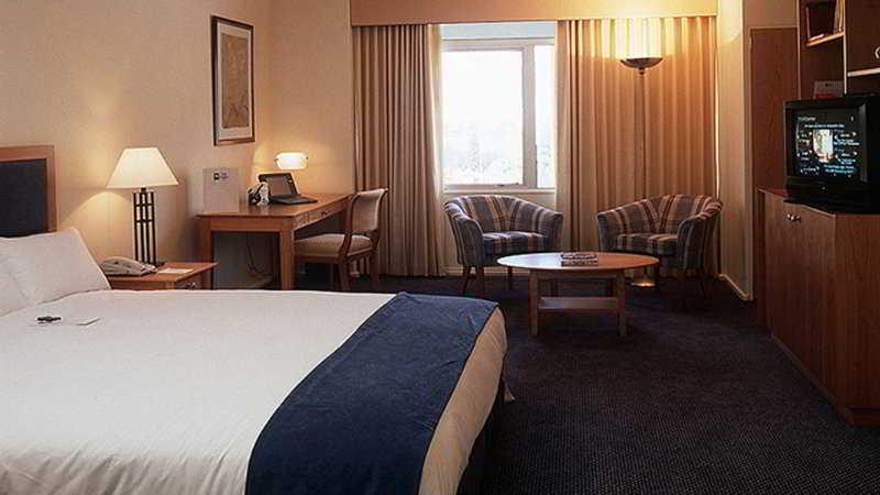 โฮเต็ล เอ็มเพอร์เรอร์ ปาล์มส์ Hotel นิวเดลี ภายนอก รูปภาพ