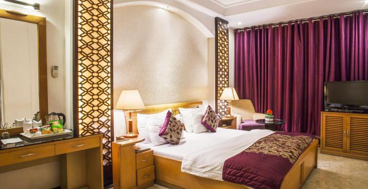 โฮเต็ล เอ็มเพอร์เรอร์ ปาล์มส์ Hotel นิวเดลี ภายนอก รูปภาพ